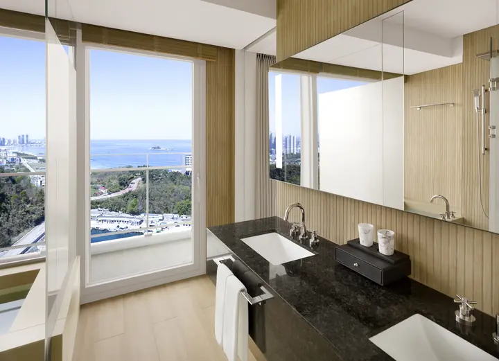 Deluxe Two Bedroom Suite